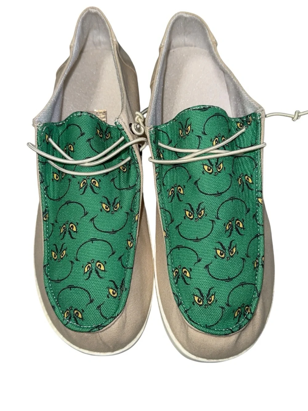 Mens Slip on Loafers Lightweight Stretch Shoes Sneakers The Grinch Sz 43 US 10
